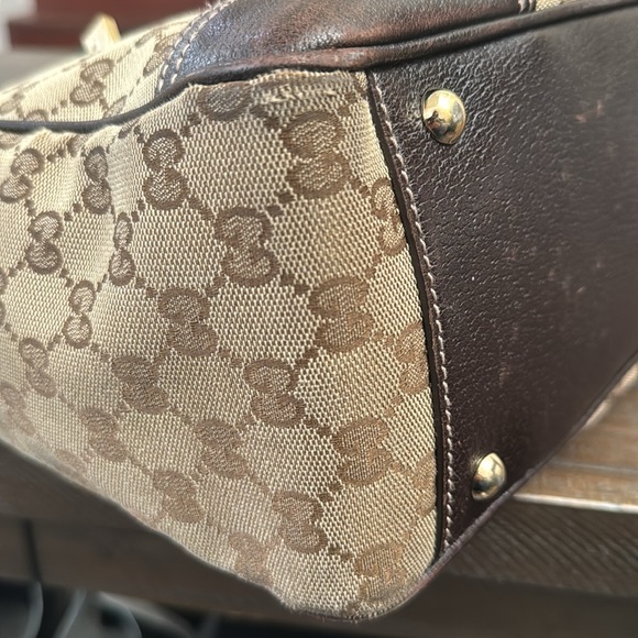 Gucci GG Canvas Med Princy Tote - Picture 10 of 16